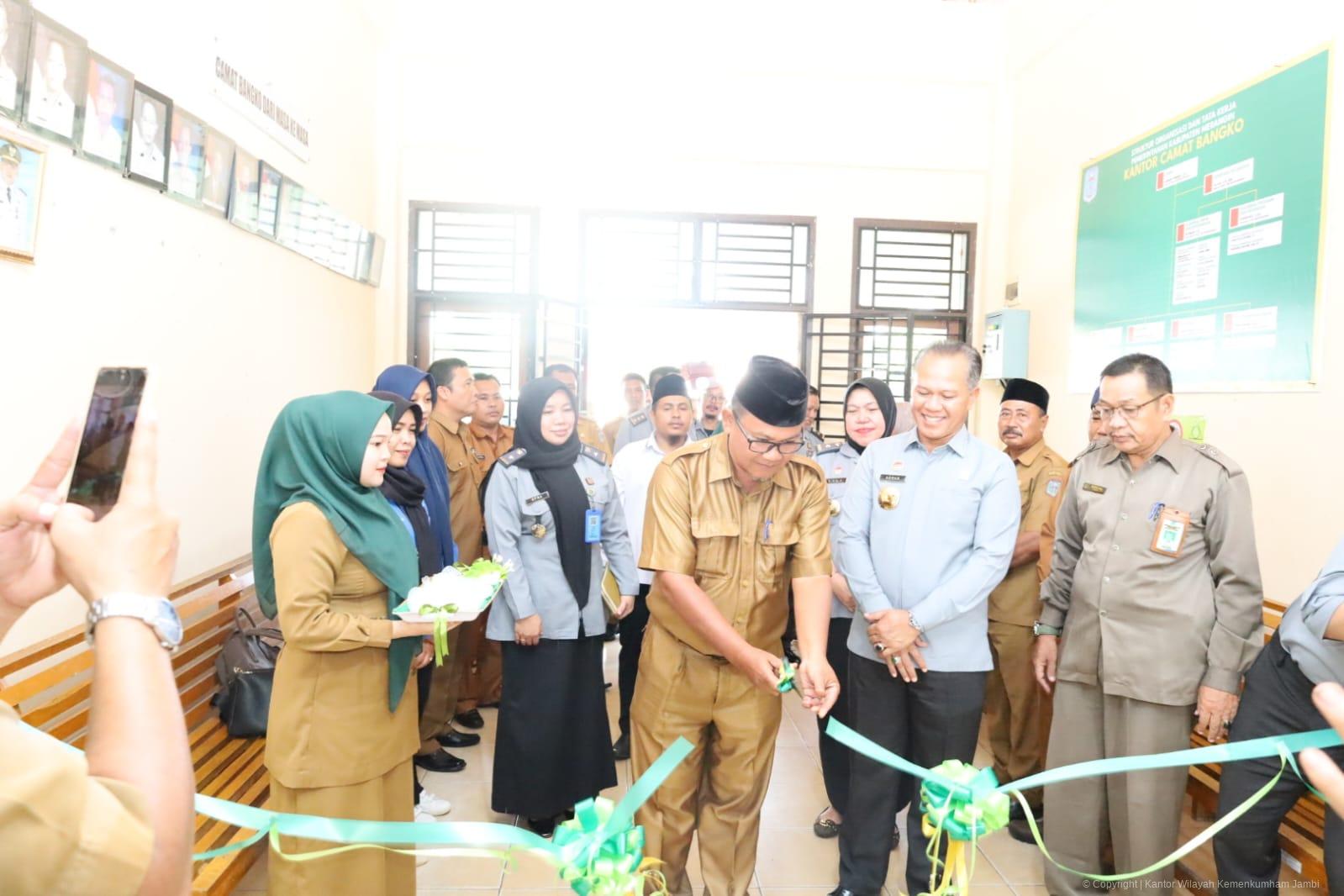 23-7-2024_-_Kakanwil_Kemenkumham_Jambi_Tanda_Tangani_Nota_Kesepakatan_Bersama_dengan_Pj._Bupati_Merangin_3.jpg
