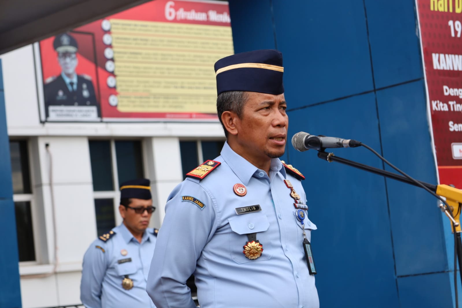Disiplin_dalam_Bekerja_dan_Capai_Target_Kinerja_Pesan_Penting_Tholib_dalam_Apel_Pagi_Ini_4.jpeg