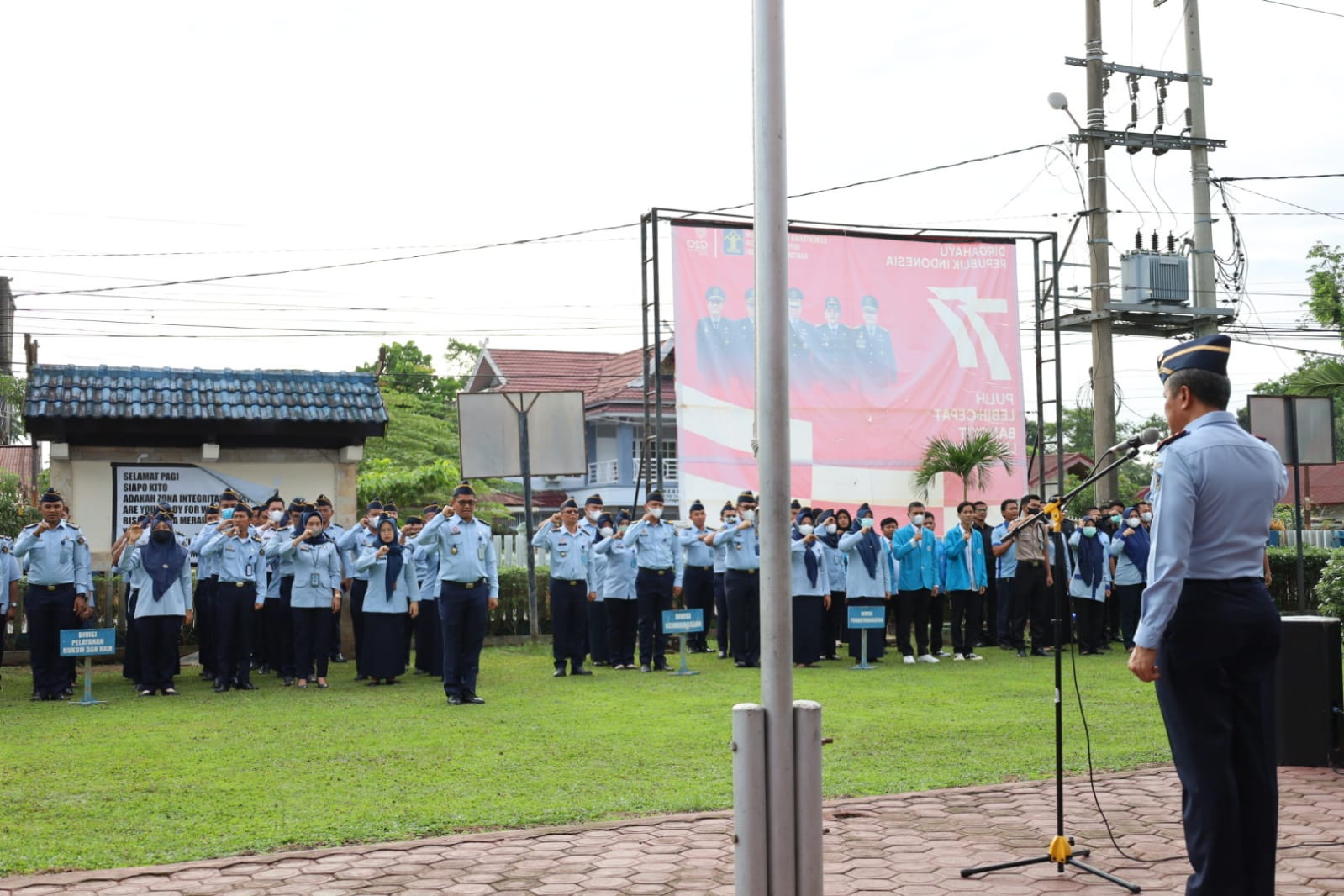 Disiplin_dalam_Bekerja_dan_Capai_Target_Kinerja_Pesan_Penting_Tholib_dalam_Apel_Pagi_Ini_5.jpeg