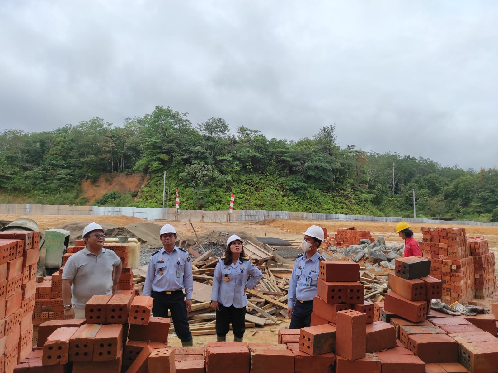 Pastikan_Kualitas_Pembangunan_Baik_Kadivmin_Kortini_Tinjau_Rutin_Pembangunan_Lp_Jambi_Dan_Lapuanja_5.jpg