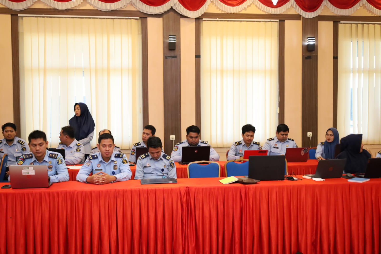 Tingkatkan_Kompetensi_Tim_Pusdatin_Kemenkumham_RI_Laksanakan_Supervisi_Layanan_TI_dan_ToT_pada_Kanwil_Kemenkumham_Jambi_7.jpg