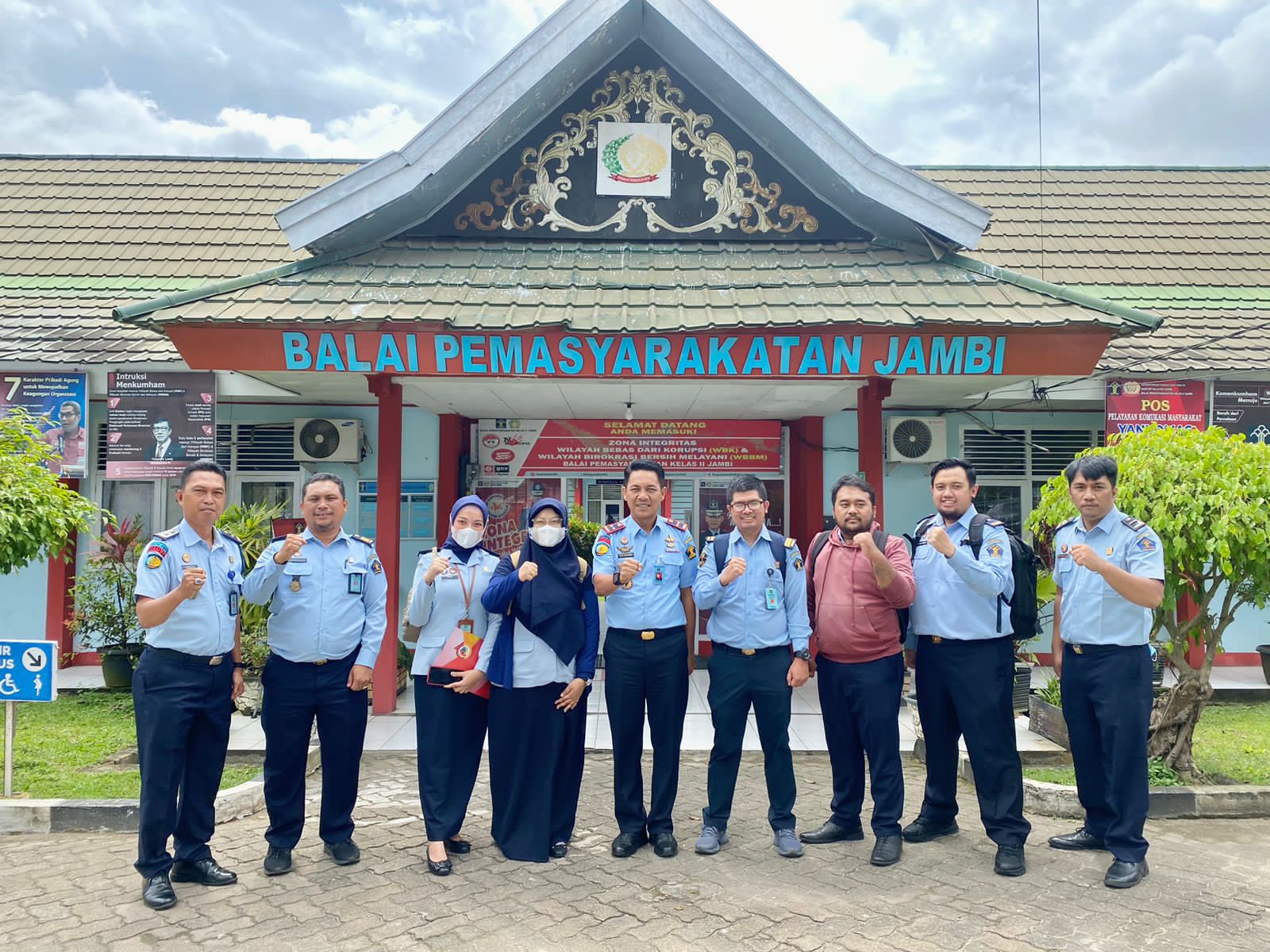 Visitasi_dan_Evaluasi_Pelaksanaan_SPBE_Demi_Wujudkan_Tata_Kelola_Pemerintahan_yang_Bersih_Efektif_Transparan_dan_Akuntabel_2.jpg