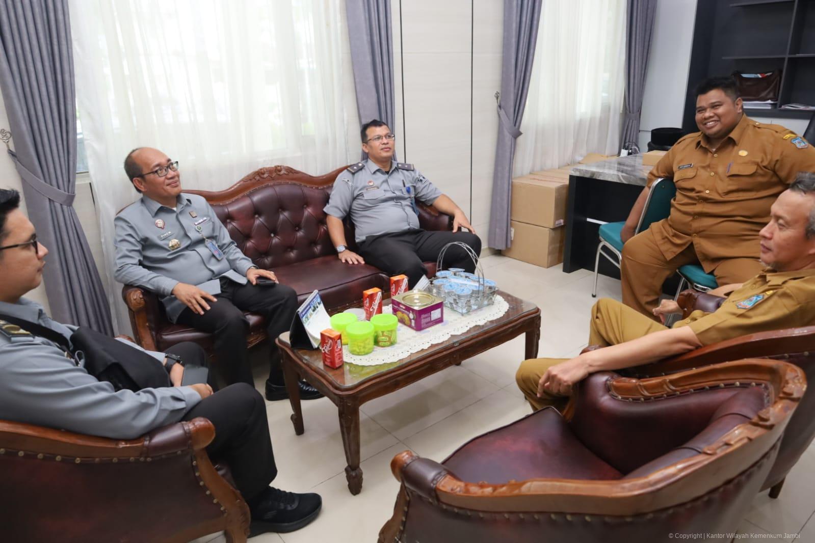 koordinasi_sekda_tanjabbar_2.jpeg