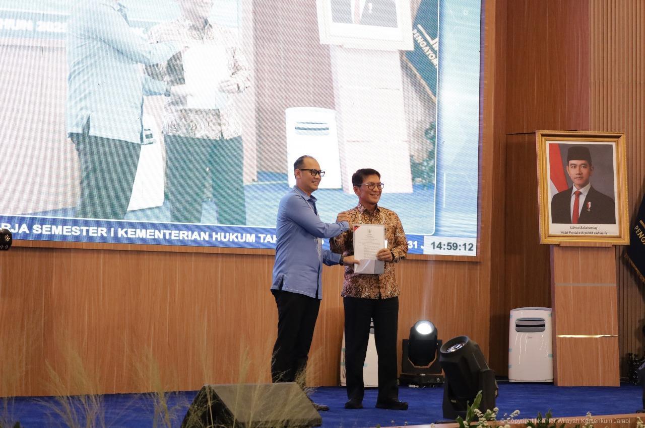 penutupan_rakor_smt_I_2025_5.jpeg