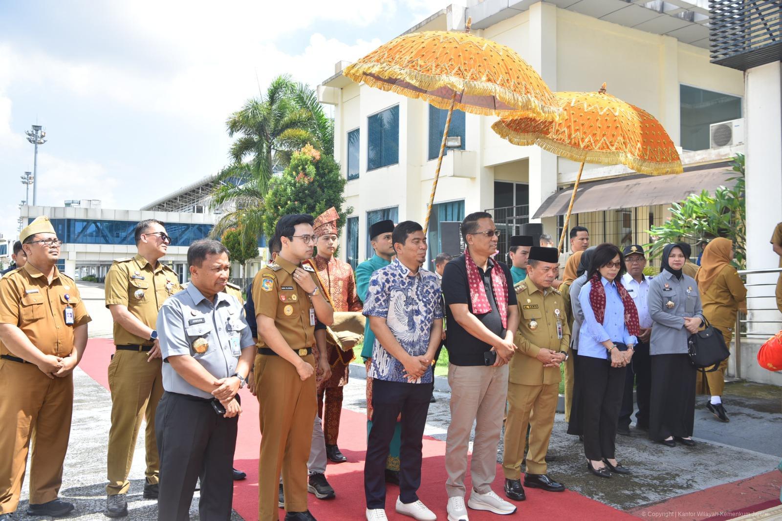 penyambutan_menteri_hukum_ri_2.jpeg