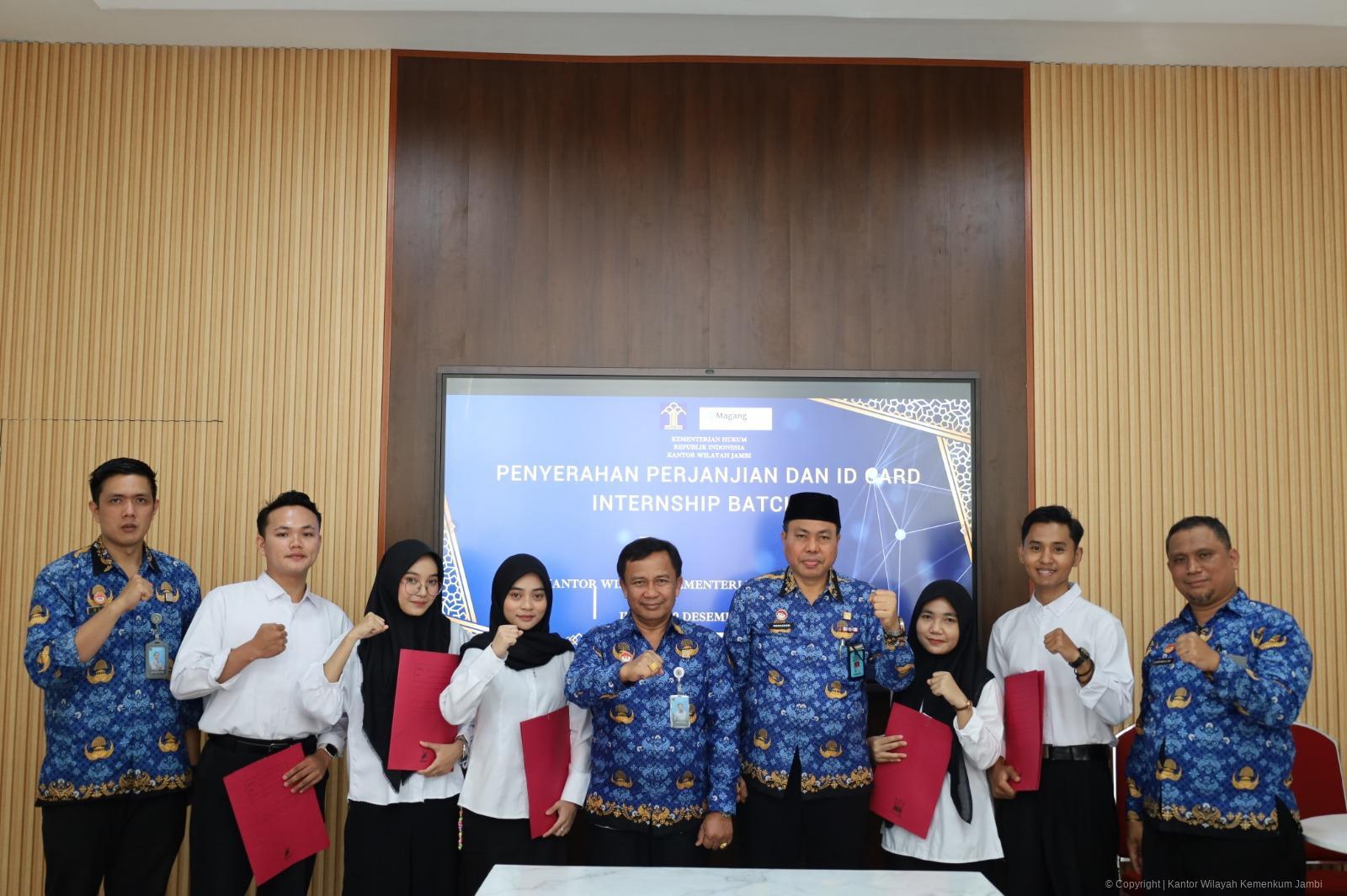 penyerahan_perjanjian_magang_4.jpeg